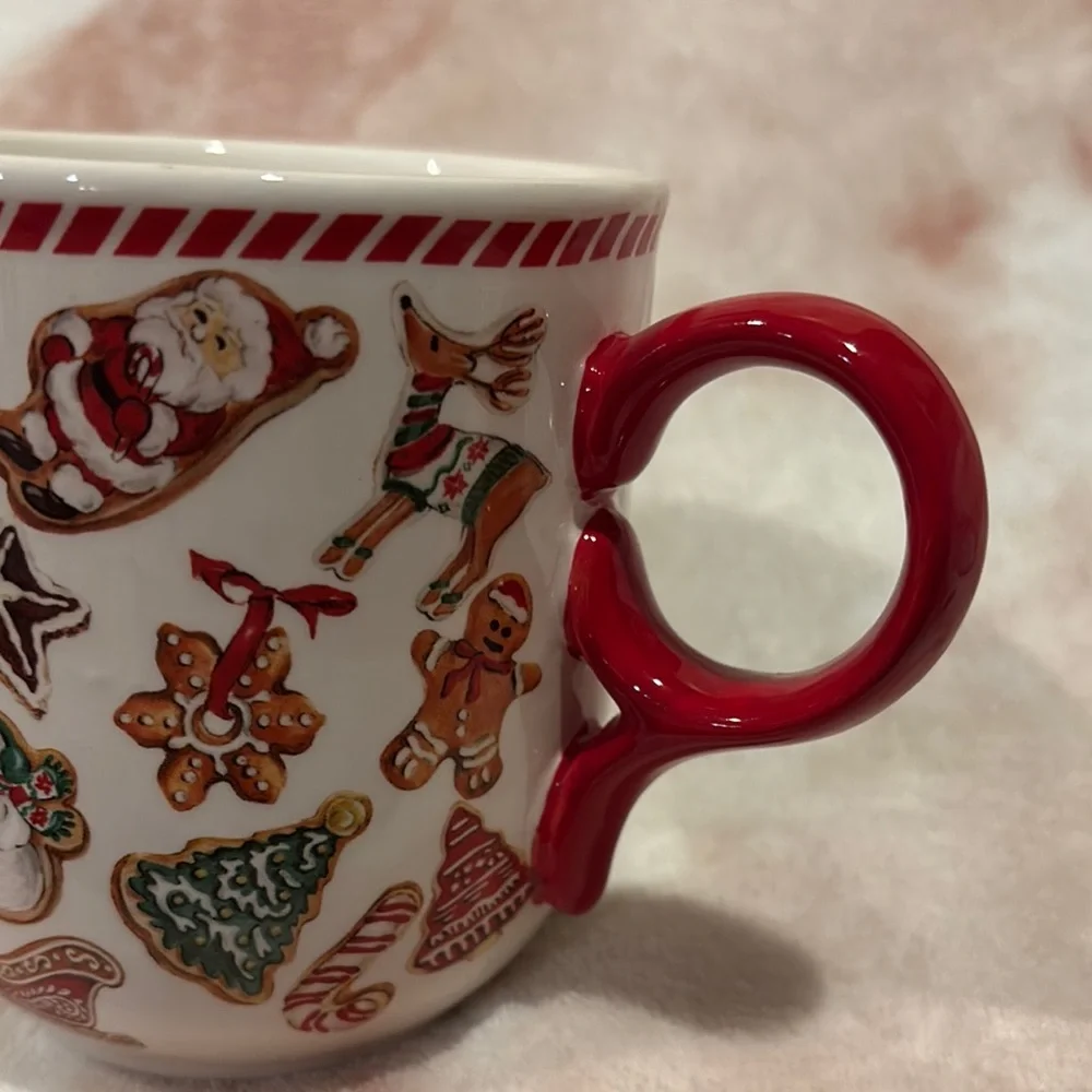Sur La Table Festive Holiday Gingerbread Cookies Christmas Ceramic Mug 14oz NWT